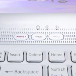 Sony VAIO VPC-E B1M1R/W